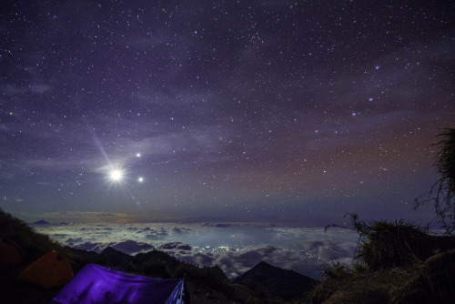 just–space:The moon shining over a volcano - Rinjani, Lombok, Indonesiajs