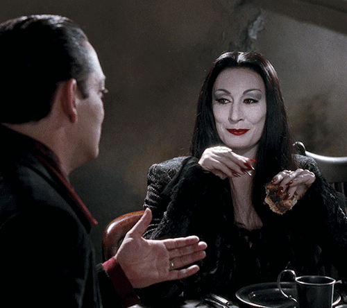 Morticia And Gomez Addams 02/??