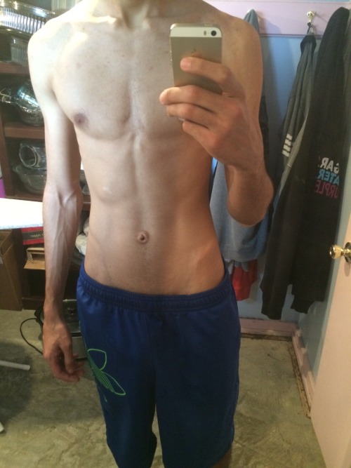 XXX 666-universe:Working hard to get a nice body photo