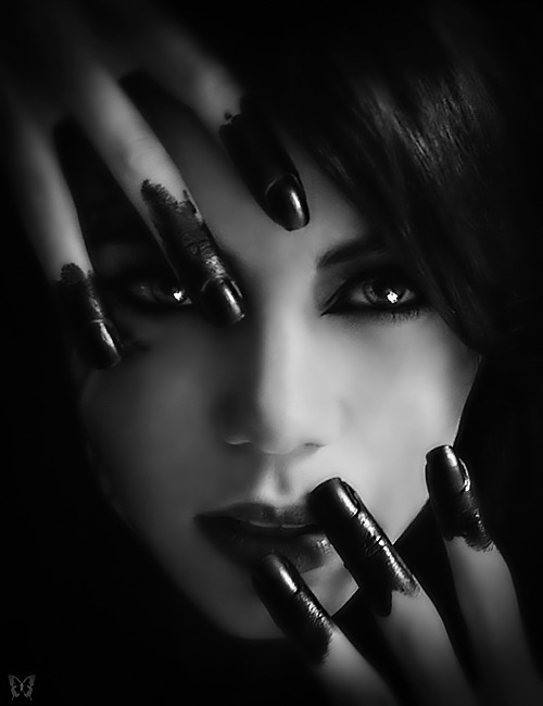 whitesoulblackheart: Dark by Dominique Wesson ©  (Please leave credit … Ƹ̴Ӂ̴Ʒ)