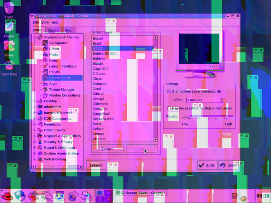 Fake crash screens from the “BSOD” screen saver for Linux