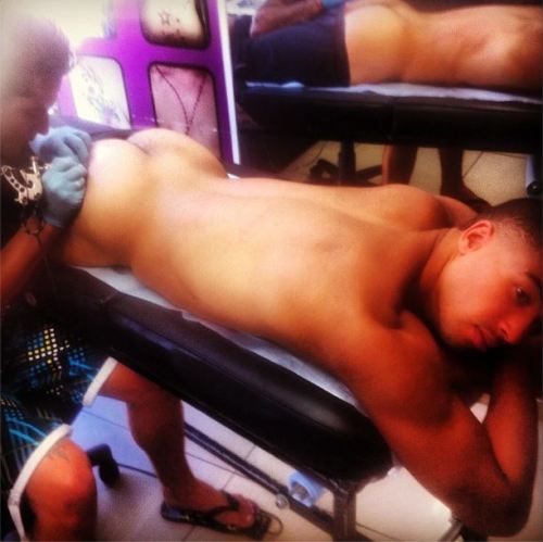 rosetheclever: itsonlysaggin: Omari caro Okay Rodger I want him