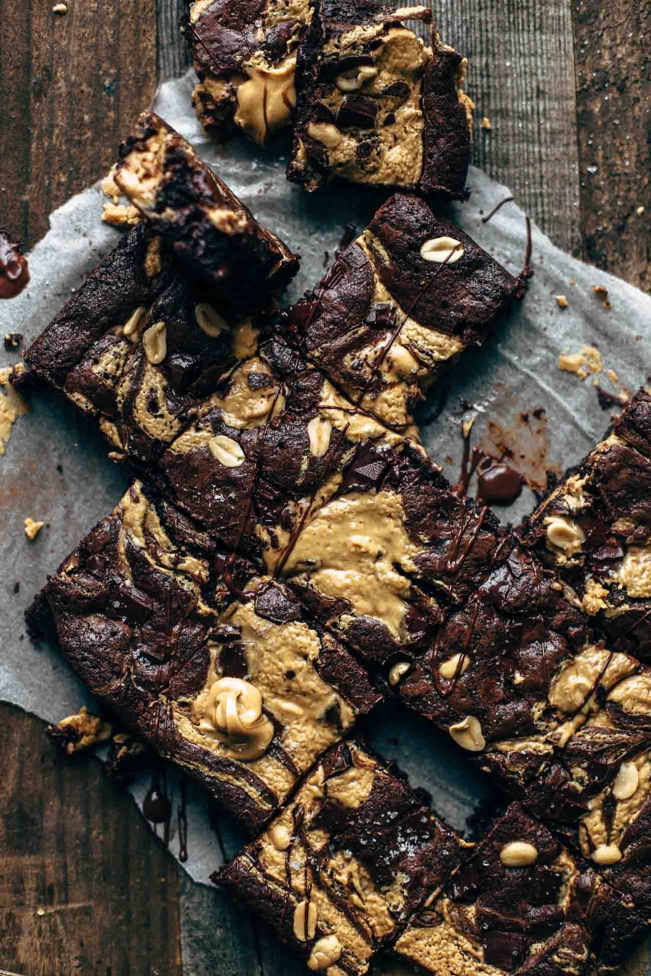sweetoothgirl:  THE BEST PEANUT BUTTER BROWNIES RECIPE