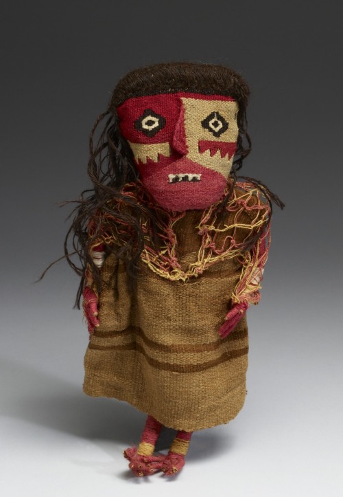 An exceptionally well preserved Chancay textile doll, some 1,000-700 years old. Peru, Late Intermedi