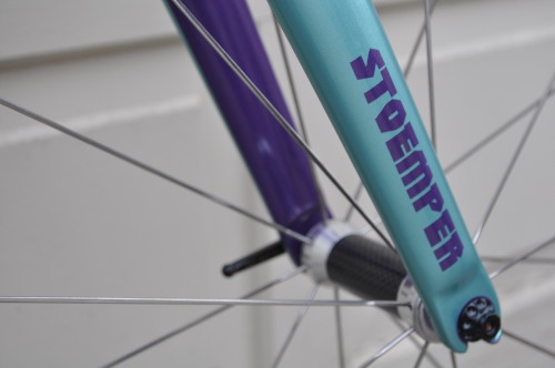 xnosnhoj:Took photos of my friend, Gino’s, brand new Stoemper. Best paint job I’ve seen on a Stoempe