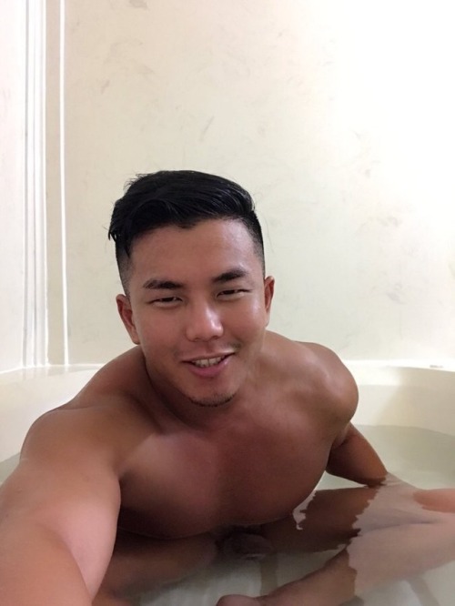 erectionary: kastroboit: Alex Chu has a Long thick dick… wonder if he is pure TOP or can be a