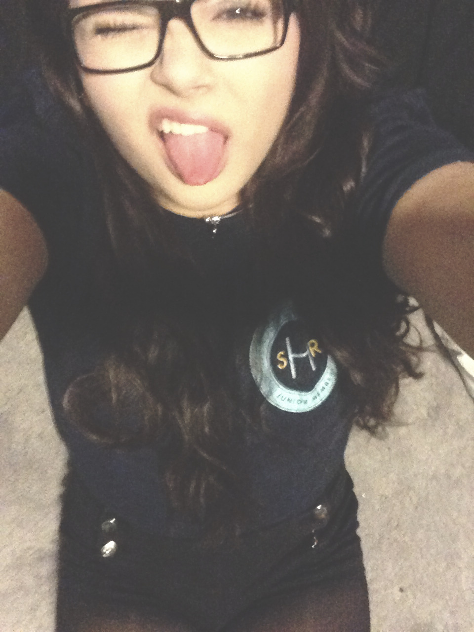 fearxfever:  I’ve had a migraine all day someone kill me pls
