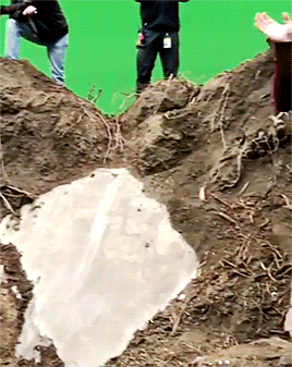 beardedchrisevans:Chris Evans on the set of Avengers: Endgame