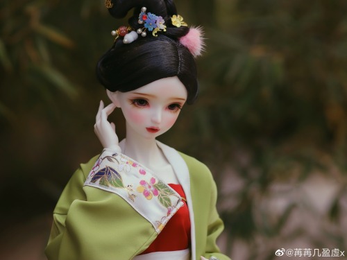 dollpavilion:Posted by 苒苒几盈虚xDoll by Angell Studio (Hua Rong / 华蓉) Doll dressed in Song dynasty-styl