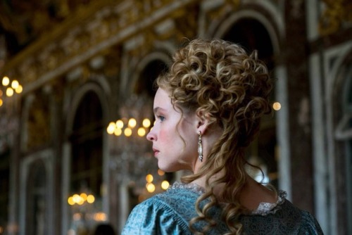 meaningfulandoriginalurl:New pictures of Liselotte in season 3 of Versailles