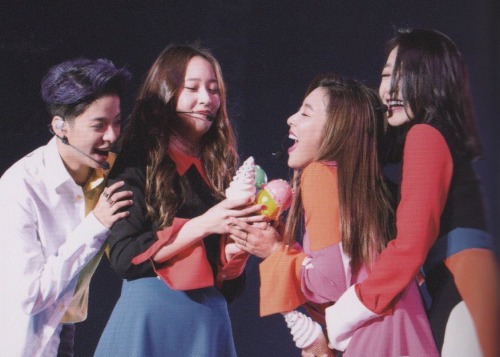 fyeahluna: me(you) Book (© m_i_u_928)