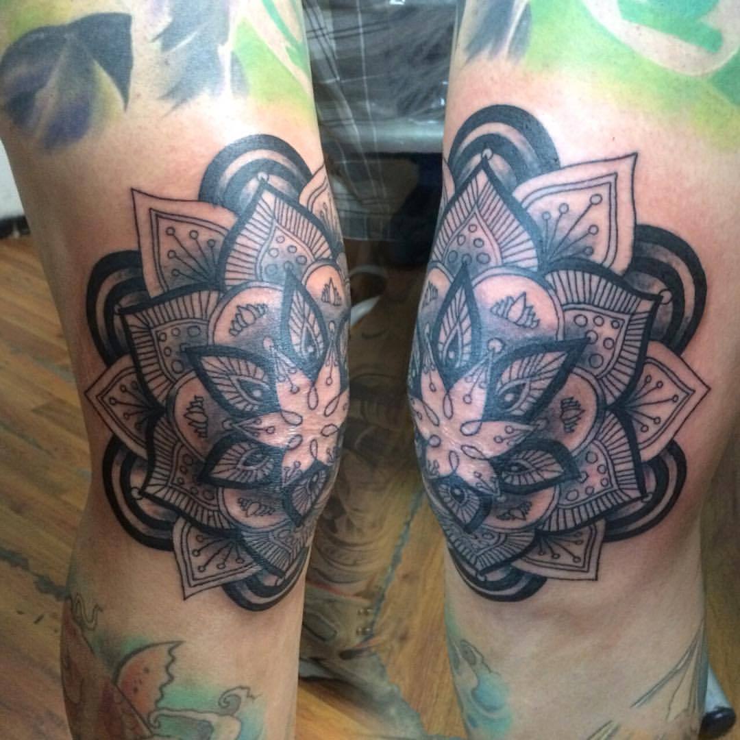 #Tattoo #tattooblack #tattoonegro #tatuaje #tatu #ink #inked #inkedup #inklife #mandala