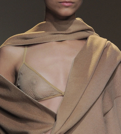 telojuropordior:  barbara casasola fw 2016 