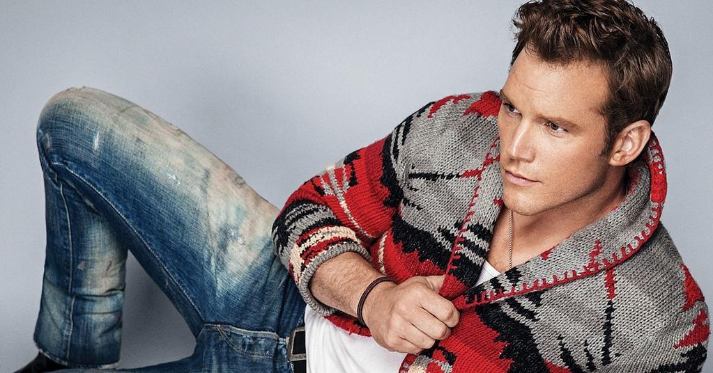 Chris Pratt is looking amazing. *stares*