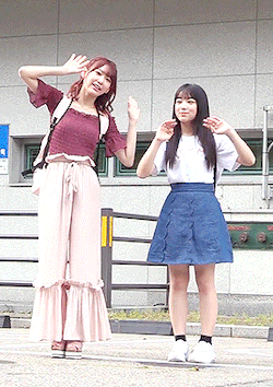 akb48love: Cute Sakura &amp; Nako interactions