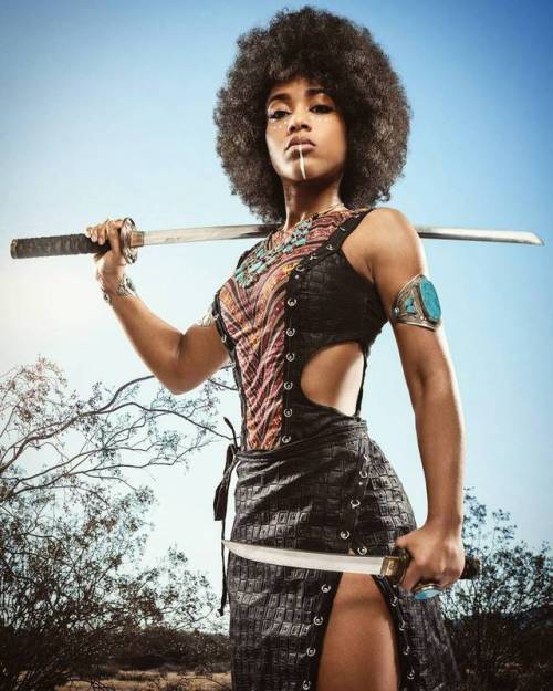 blackrebelz:  imoverallofit: blackrebelz:  blackrebelz:  Shaina West aka The Samurider, is a British-Ghanaian self taught stunt-woman and martial artist. @thesamurider  update:    Another update: She apparently has secured herself a role in the Black