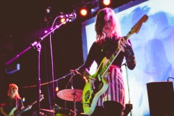 camyya:  Warpaint @ Hammersmith Eventim Apollo (03.26.15). Photos by Jason Williamson.  