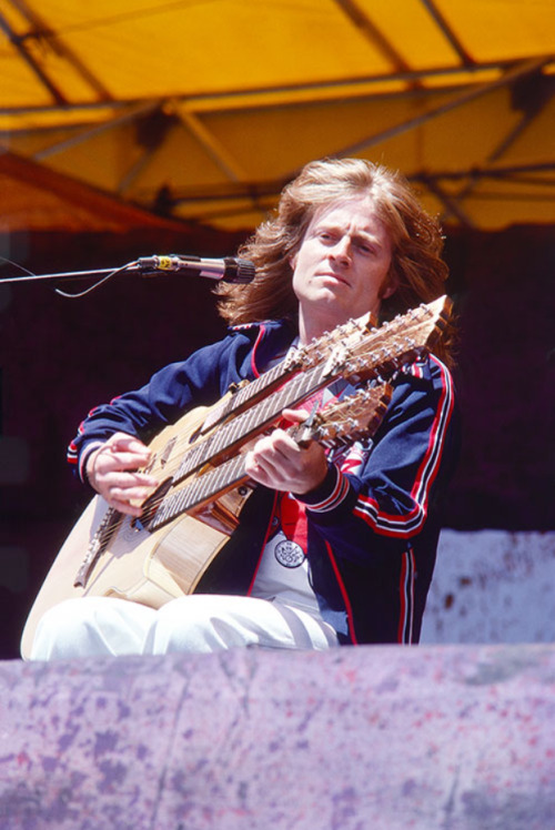 twixnmix: Led Zeppelin performing at the Day on the Green, Oakland Coliseum in Oakland, CA on July 2