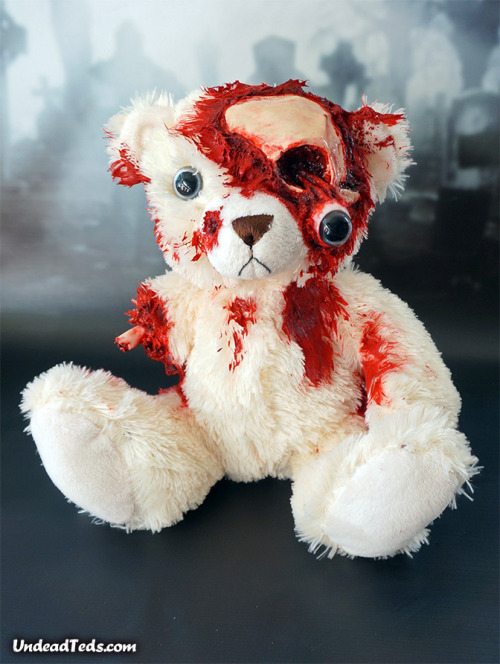 undeadteds:  What’s that coming over the hill? It’s more gruesome UndeadTeds