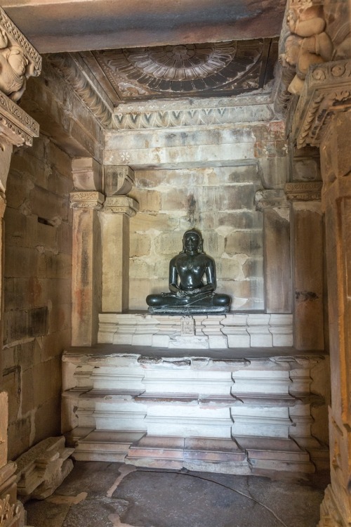 Khajuraho,  Adinatha Jain Temple, Madhya Pradesh, photos by Kevin Standage, more at kevinsta