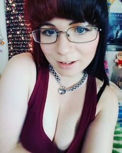 theamimercury:  I’m on @MyFetishLive now!