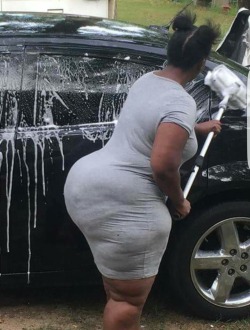 bigwymen:  bbwbbwthickdelicious98:  Bbwbbwthickdelicious98  Damn..perfect