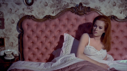 silkenscreen: A Black Veil for Lisa (1968) dir. Massimo Dallamano