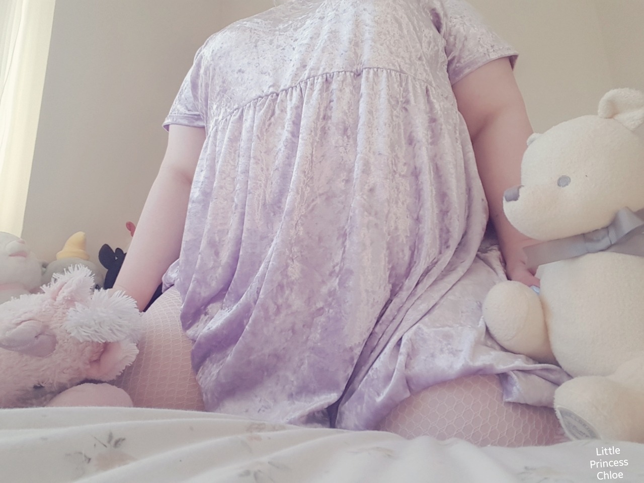 littleprincesschloe:  Velvet soft 🍼  💖dont remove my caption, 18+💖