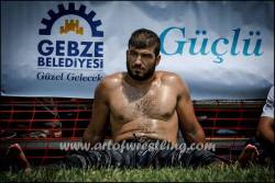 popsixsquishcicerolipschitz:    Gebze Yağlı Güreşleri 2017 (Turkish Oil-Wrestling Tournament in Gebze, Turkey, 2017)  Art Ofwrestling