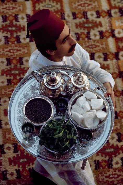 morobook:Morocco.Marrakech.Tea Serving.1988