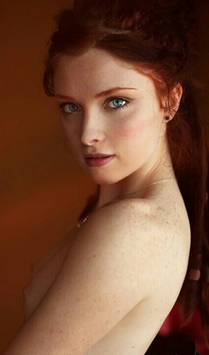 redheads-erotika:  Beautiful eyes