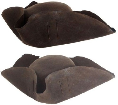 minutemanworld: Various examples of 18th century cocked hats. Some cocked hats were regular broad-br