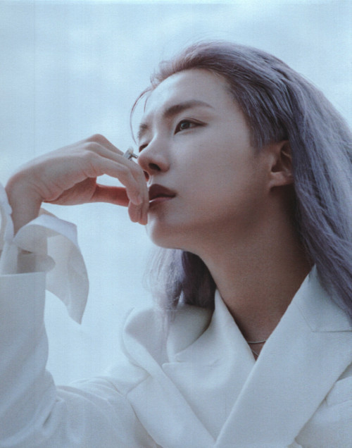SPECIAL 8 PHOTO-FOLIO - J-HOPE I