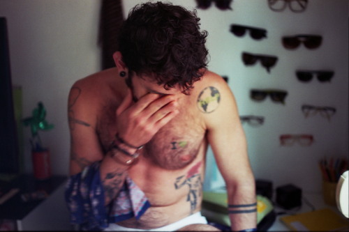 shirtlessboys