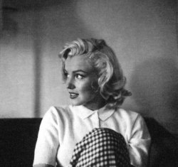 marilyn-monroe-collection:  Marilyn Monroe photographer by John Vachon, Canada, 1953.