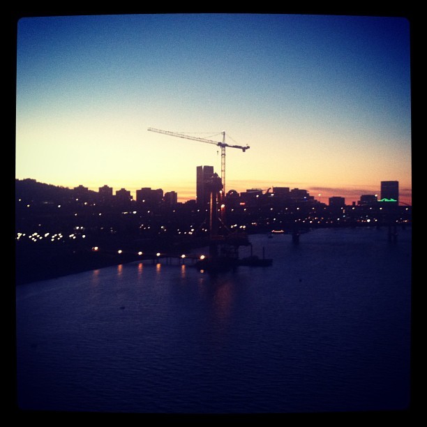runawaylittlelady:  My beautiful view on my walk home from work. 💙💙💙🌟💙💙💙