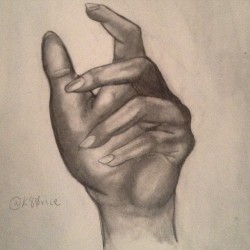 #hand #female #femalehand #chiaroscuro #pencil
