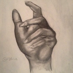 #Hand #Female #Femalehand #Chiaroscuro #Pencil #Art