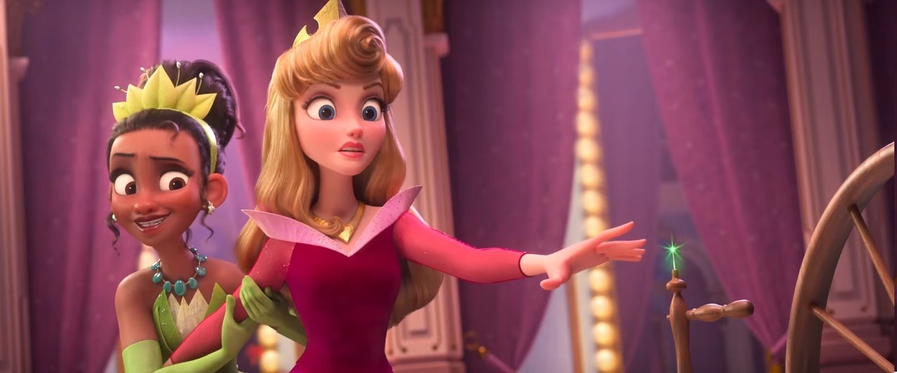 dadarismus:  disney-rapunzel-merida-vanellope:  NO I WONT SHUT UP  heres the trailer