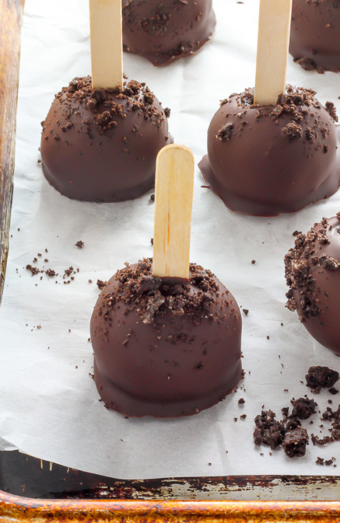 do-not-touch-my-food:  Chocolate Oreo Truffles adult photos