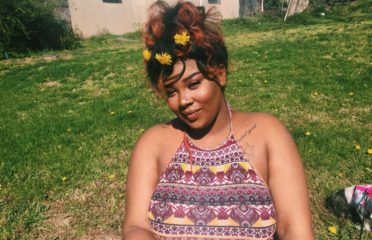 muvatokyo:  Flowers make every hairdo great