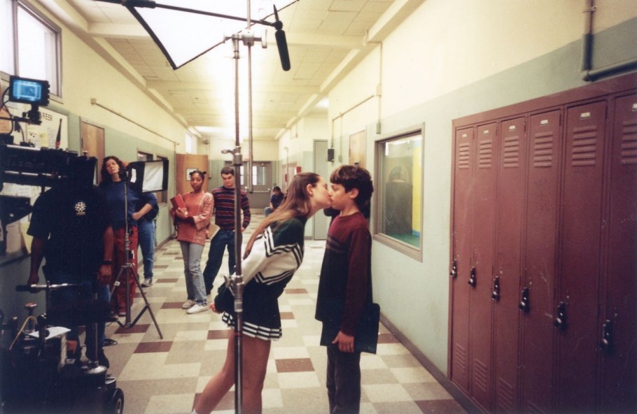 flexibilitas-cerea:  Photos from behind the scene of Freaks and Geeks. 