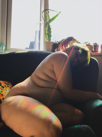 Porn cutiebooty-tummyloving:Just dumping a load photos