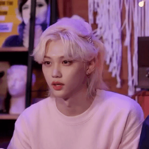Sub!Felix (skz) Drabble 2