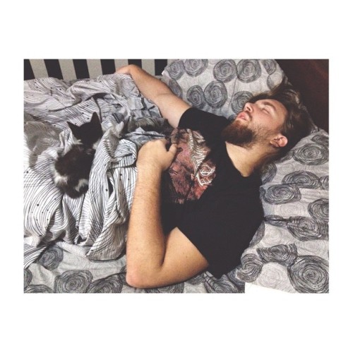 Metalheads and cats!