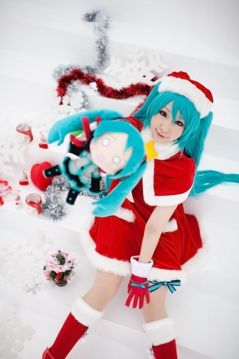 akanescarlettcosplay:  Vocaloid ~ Cosplay Hatsune Miku  ★:ﾟ*☆※＞o(´ｰ´*)Merry*Christmas(*&