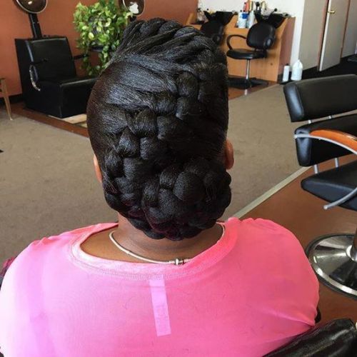 This is the hairstyle of the day! #Nairobilovesit.