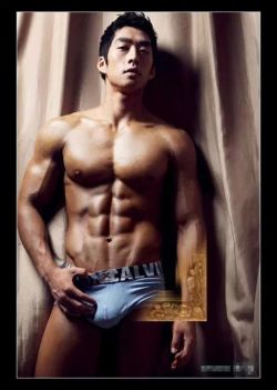 asianmalemuscle:  #asian hunk  Enjoy thousands