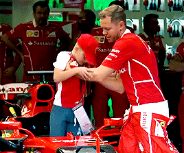 sebastianvetel:  Sebastian Vettel + little fan