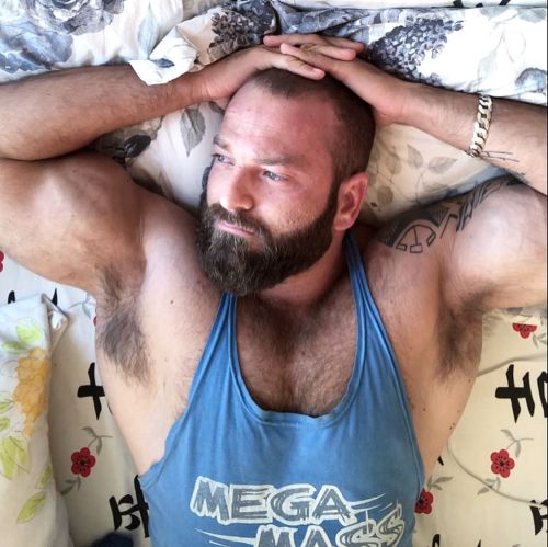 https://64.media.tumblr.com/4c5e801d7c308c6ce1c8d4572d60ff4c/8a427898cba0c18c-64/s500x750/00bb4e89ee2fa97fd63cce777e7f1b5a289e6b25.jpg